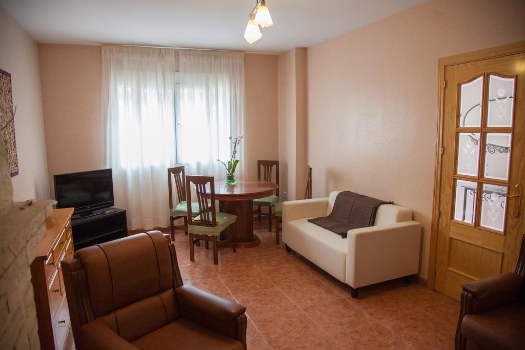 Casa Rural Marchena Navahermosa  Eksteriør billede